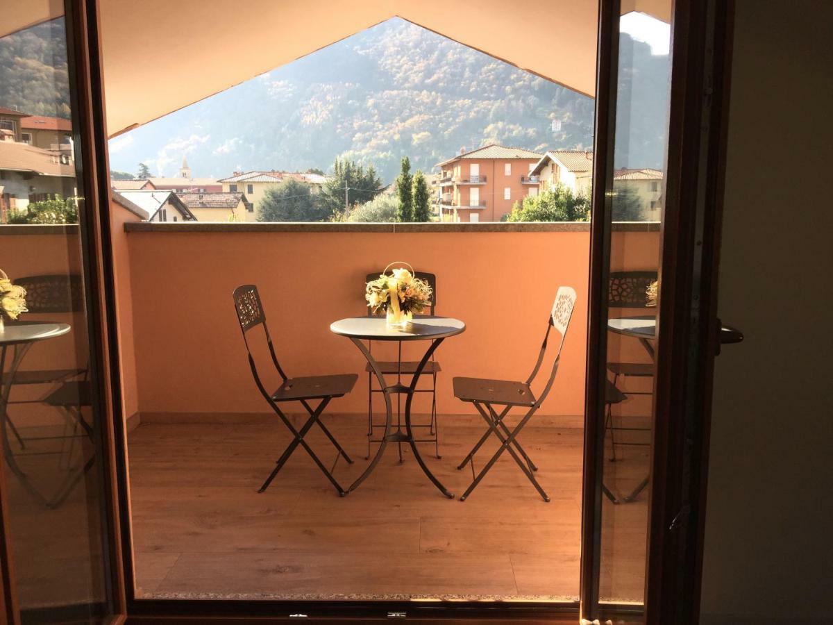 Vittoria Residence Dongo Esterno foto